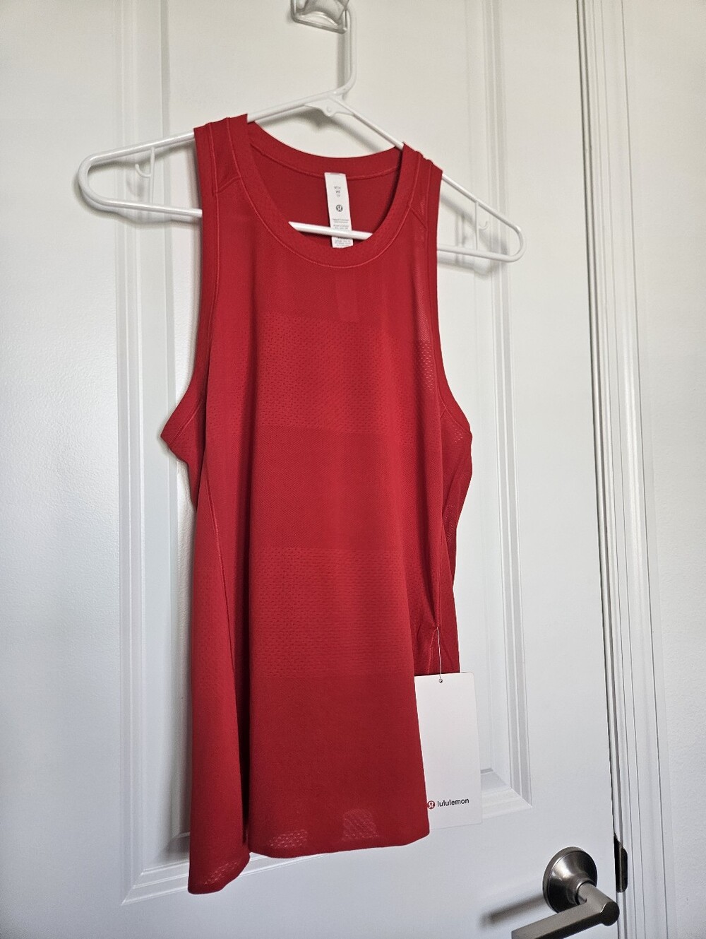 NWT Lululemon Fast and Free SingletPerforated Stripe Size XS (Sz 4) Sold OUT $68